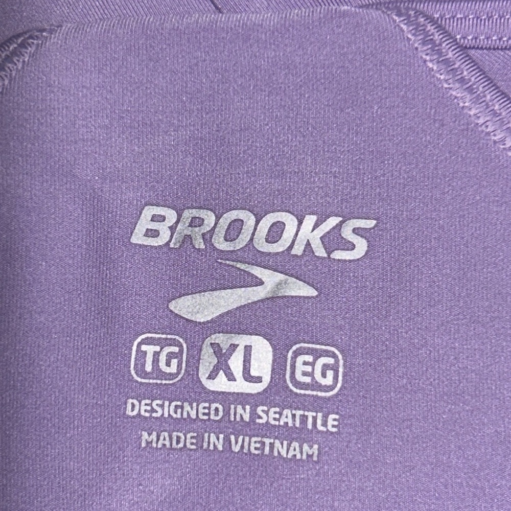 Brooks Racer Back Tank Top - Picture 4 of 4